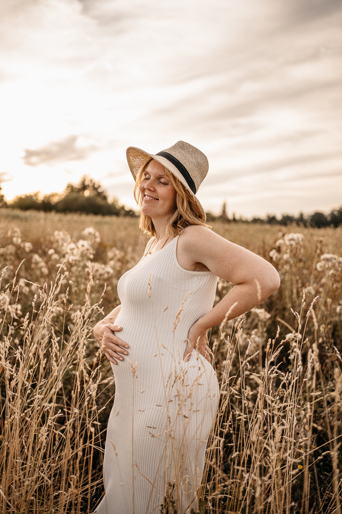 babybauchfotograf-schwangerschafsfotoshooting-aalen-ellwangen-schwäbisch-gmünd-heidenheim