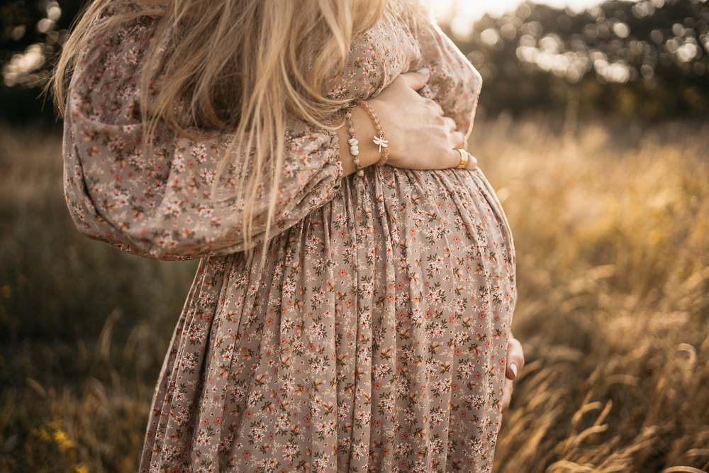 babybauchfotograf-schwangerschafsfotoshooting-aalen-ellwangen-schwäbisch-gmünd-heidenheim