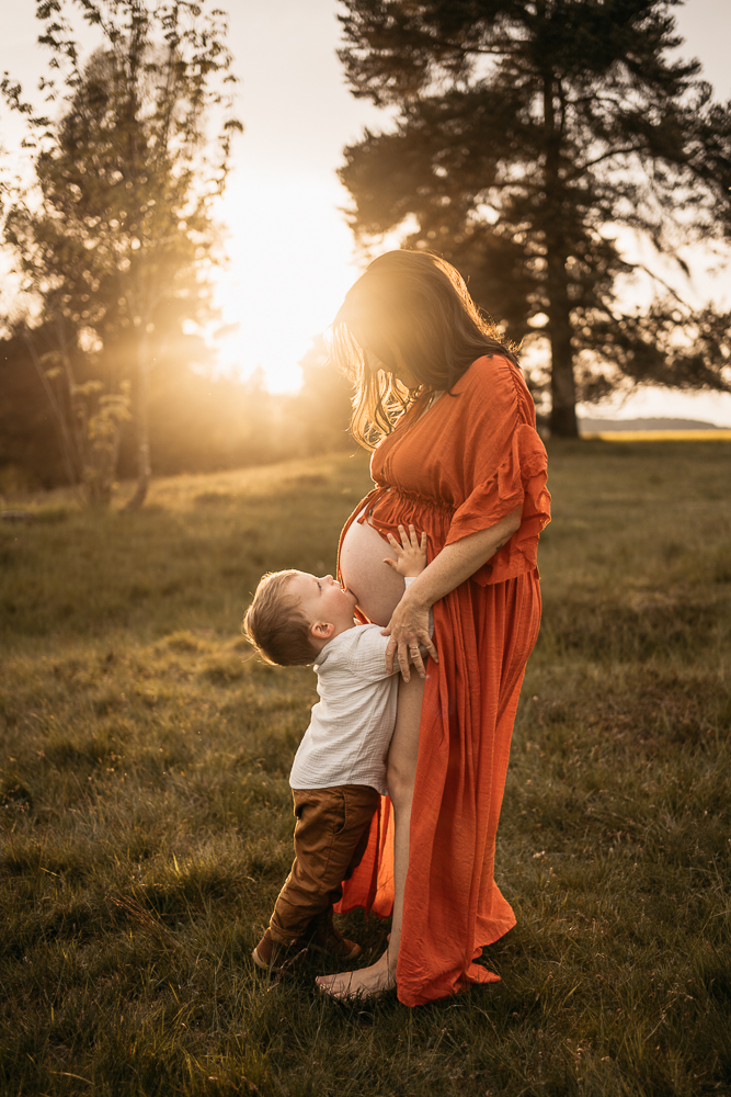 babybauchfotograf-schwangerschafsfotoshooting-aalen-ellwangen-schwäbisch-gmünd-heidenheim