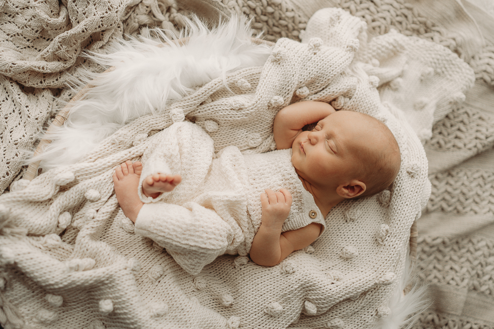 babyfotograf-newborn-neugeborenes-aalen-ellwangen-schwäbisch-gmünd-heidenheim